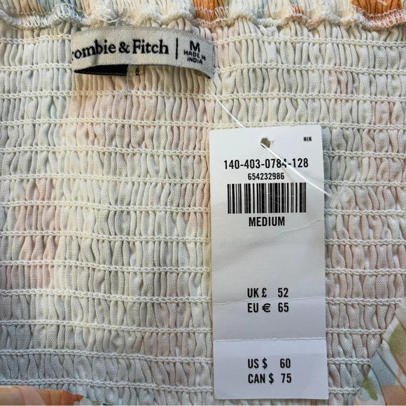 NWT Abercrombie & Fitch Floral Cropped Puff Sleeve Smocked Blouse M - Picture 5 of 10